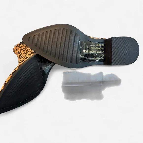 NWOT Steve Madden Jerry Leopard Print Calf Hair Pointed-Toe Ankle Booties Size 6 - Picture 5 of 10